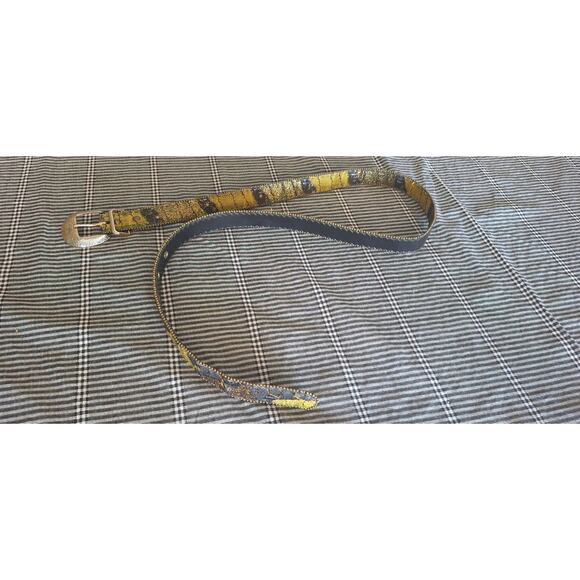 Womens fashion belt- 39" long- black/ gold metallic/ yellow - Picture 4 of 8